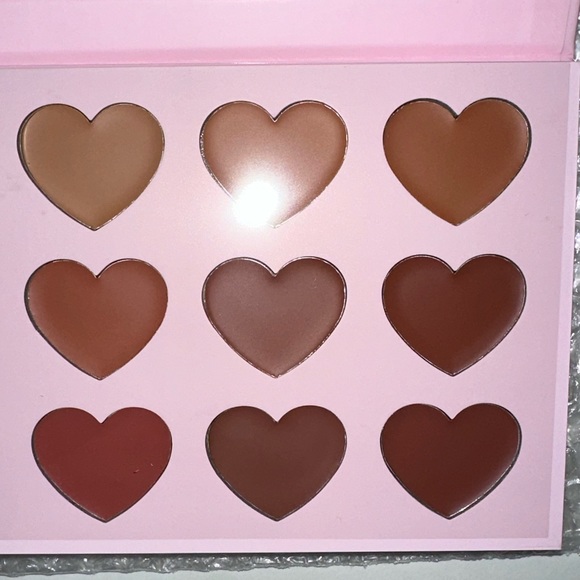 P Louise “Babe You’ve Got Me Smitten” Lipstick Palette - Picture 8 of 10